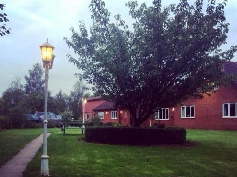 Arties Mill Hotel Brigg Bagian luar foto