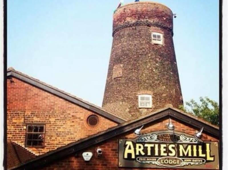 Arties Mill Hotel Brigg Bagian luar foto
