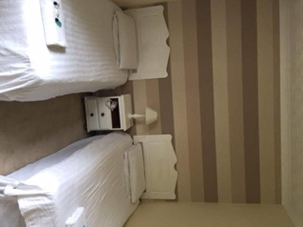 Arties Mill Hotel Brigg Bagian luar foto