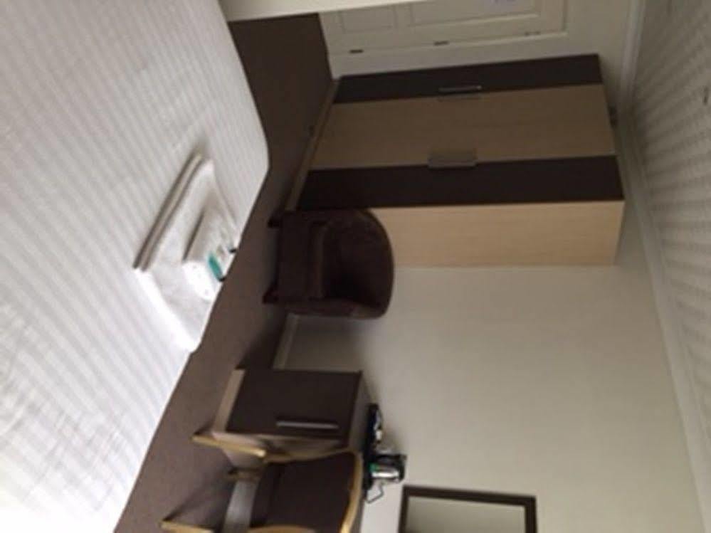 Arties Mill Hotel Brigg Bagian luar foto